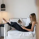 شقة Les De