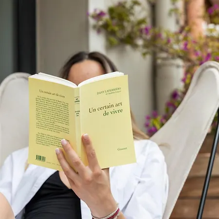 Les De Διαμέρισμα